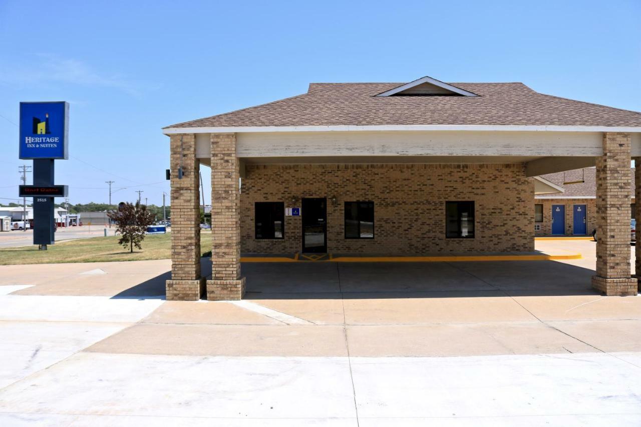 Heritage Inn & Suites El Dorado エクステリア 写真